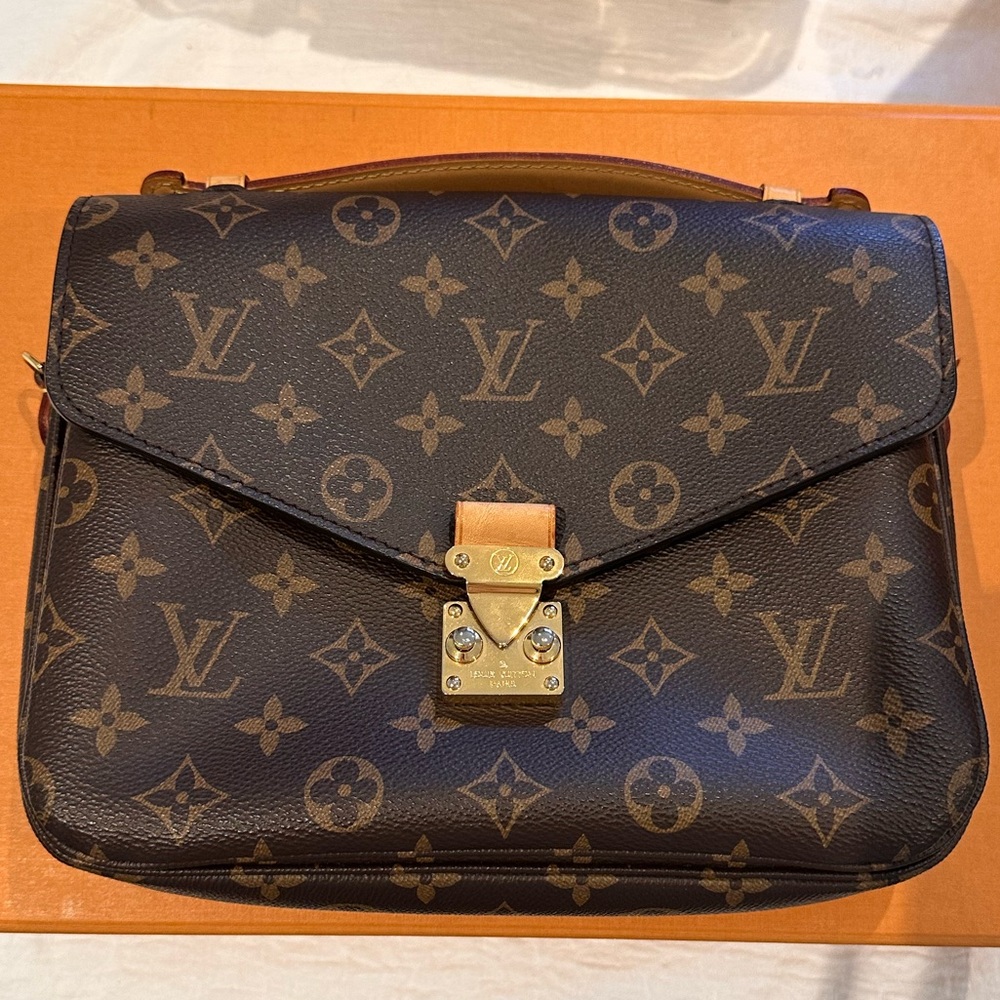 AUTHENTIC Pochette Métis